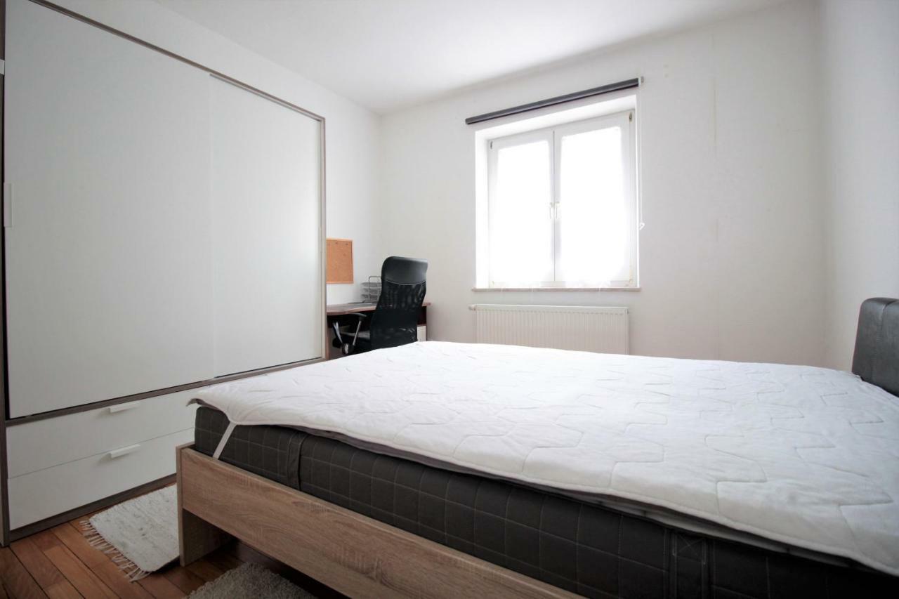 Charming 3-Bedroom Apartment With Parking Lot Wurzburg Luaran gambar