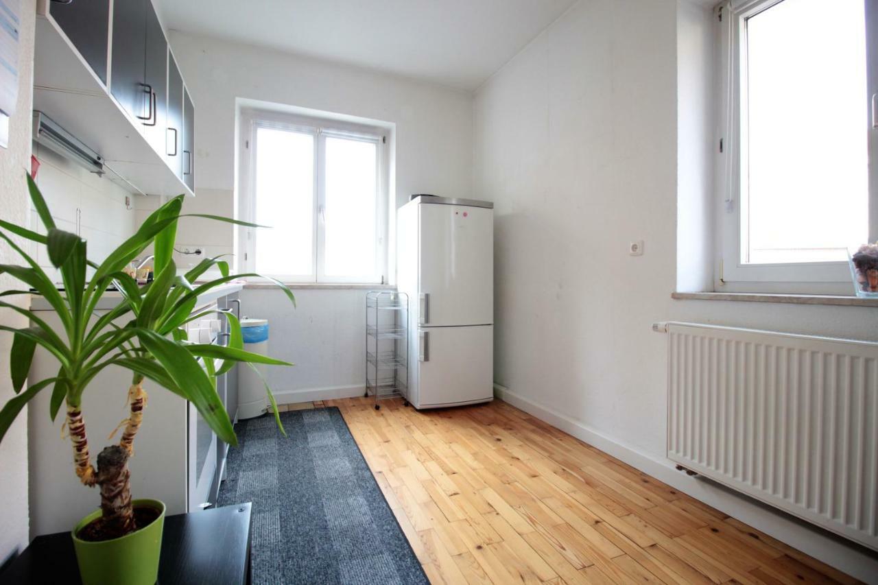 Charming 3-Bedroom Apartment With Parking Lot Wurzburg Luaran gambar