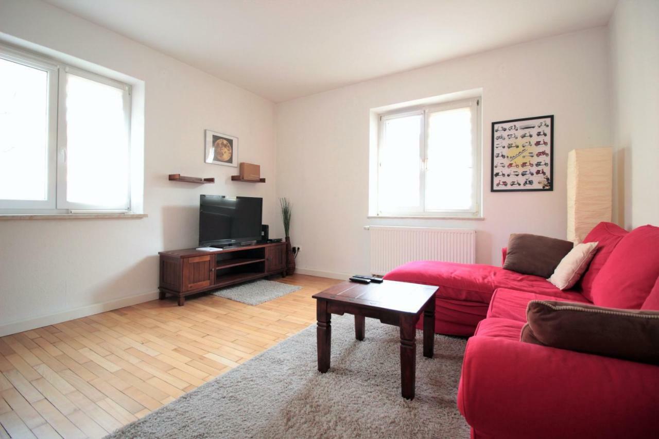 Charming 3-Bedroom Apartment With Parking Lot Wurzburg Luaran gambar