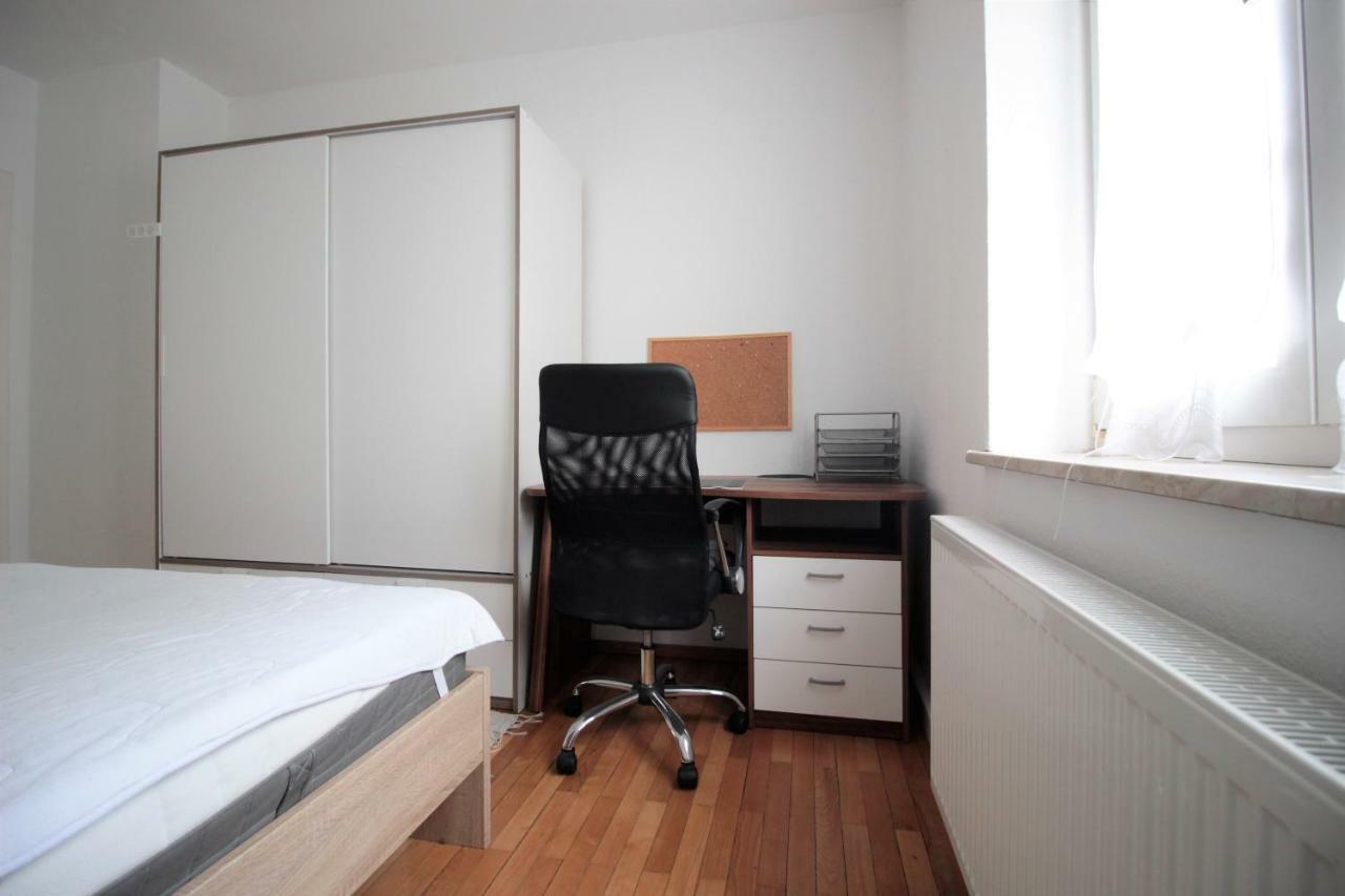 Charming 3-Bedroom Apartment With Parking Lot Wurzburg Luaran gambar